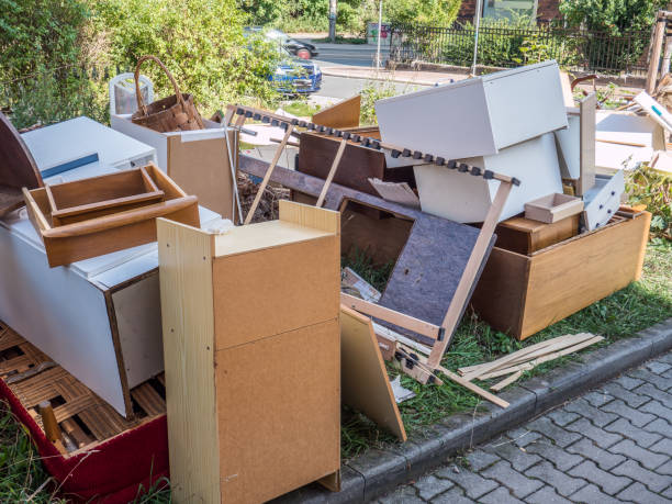 Best Attic Cleanout Services  in Belen, NM